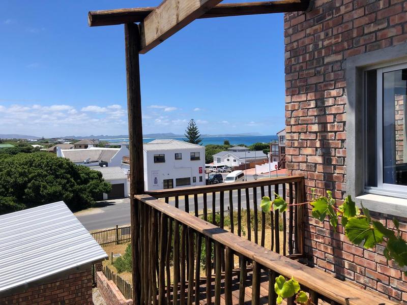 4 Bedroom Property for Sale in Kleinbaai Western Cape